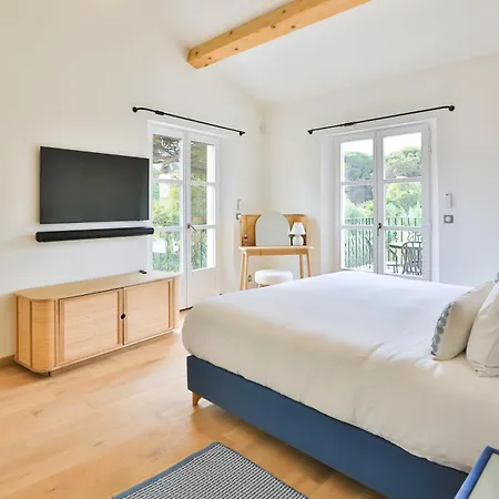 Sumptuous Facing The Bay Of Canebiers サントロペ