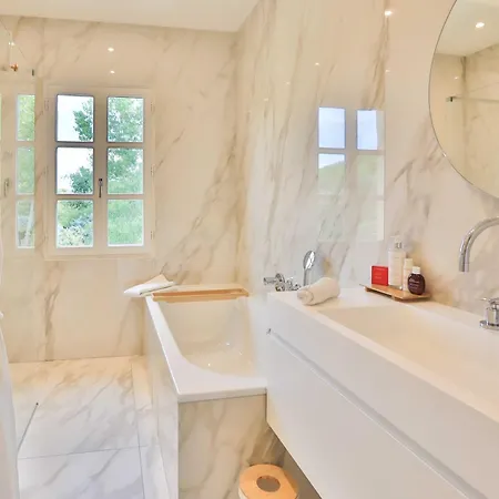 ヴィラ Sumptuous Facing The Bay Of Canebiers